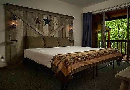Twin Lakes Camp Resort 德芬阿克泉 外观 照片